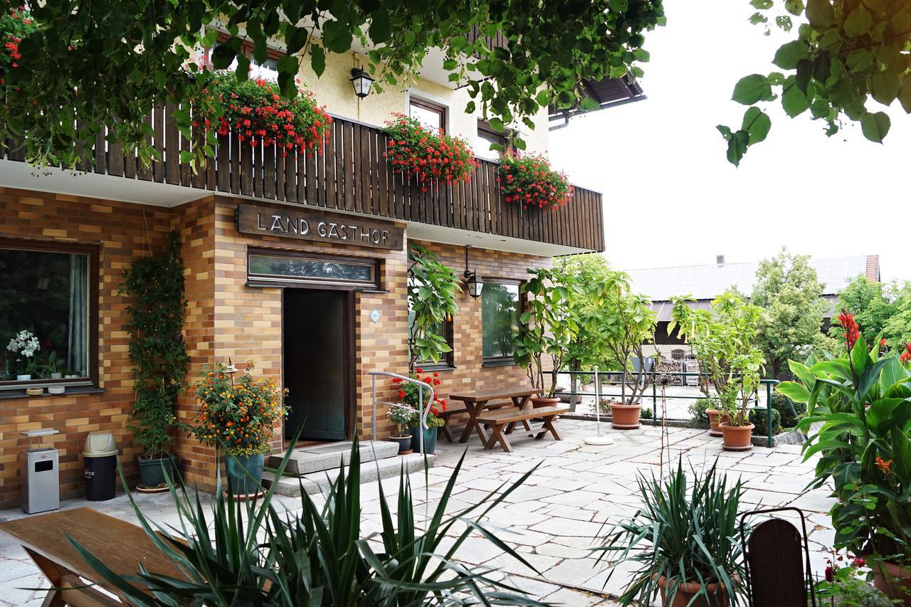 Rötz Hotel-Landgasthof Henghuber מראה חיצוני תמונה